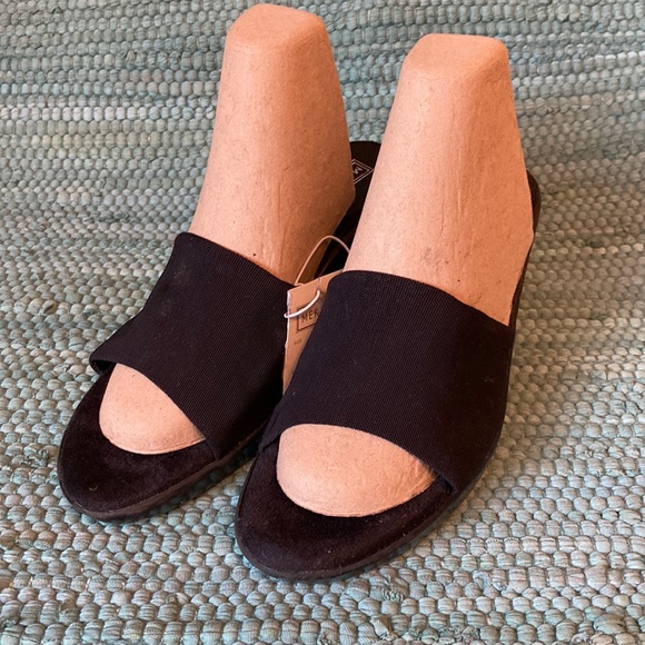 Merona | Shoes | New Merona Black Sandals | Poshmark
